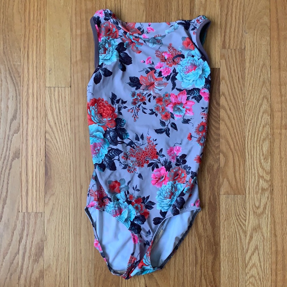 Eleve Leotard